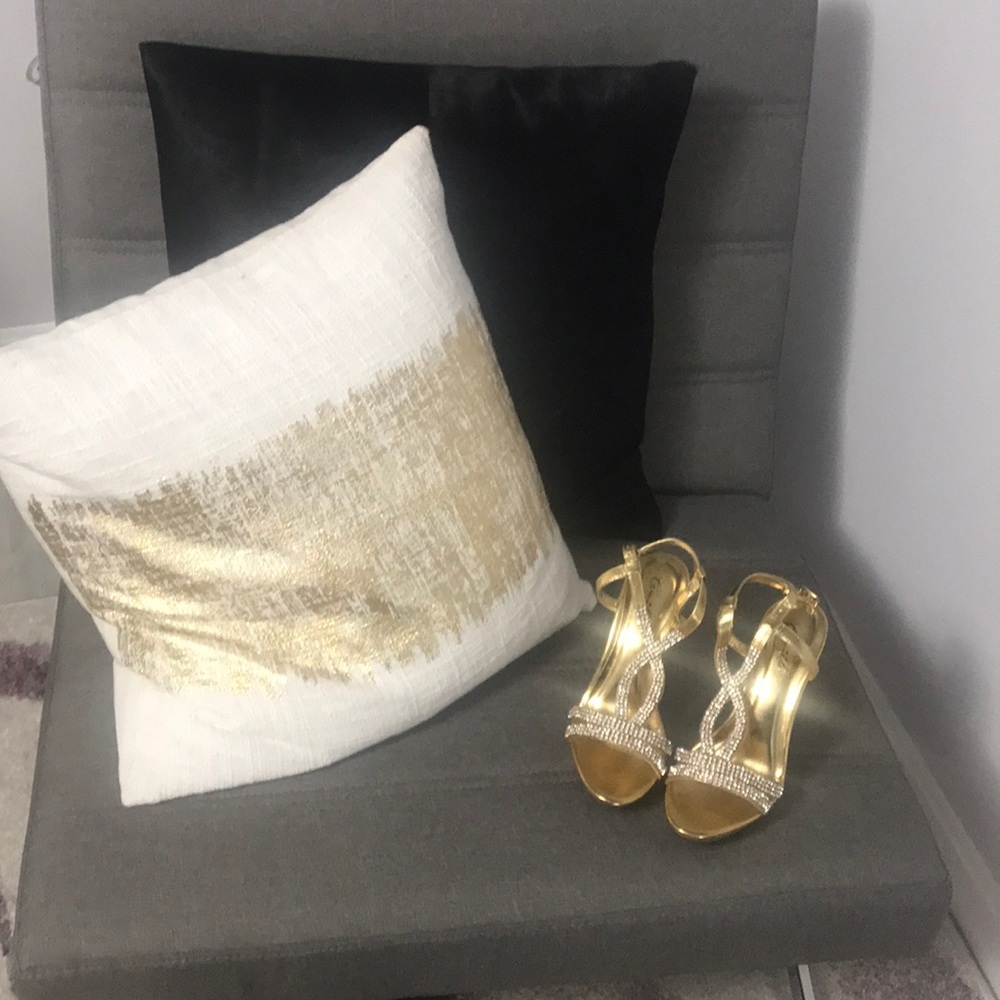 Gold Formal heels with rhinestones!